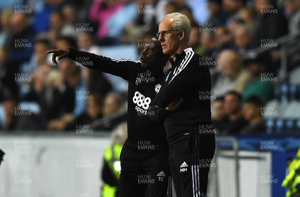 150921 - Coventry City v Cardiff City - EFL SkyBet Championship - Cardiff City Manager Mick McCarthy and assistant Terry Connor (left) look on