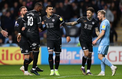 021121 - Coventry City v Swansea City - SkyBet Championship - Joel Piroe of Swansea City celebrates scoring a goal with team mates