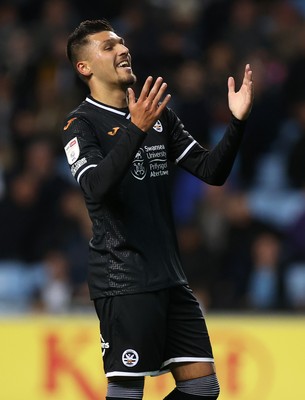 021121 - Coventry City v Swansea City - SkyBet Championship - Joel Piroe of Swansea City celebrates scoring a goal