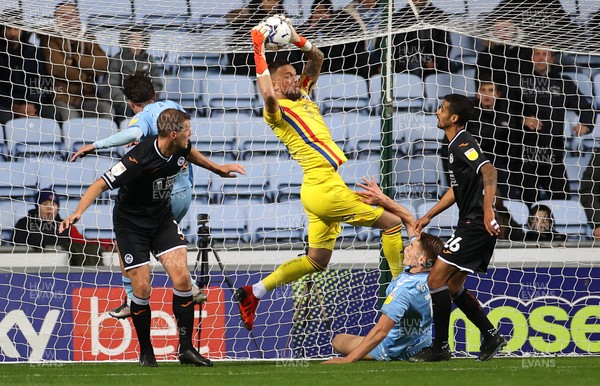 021121 - Coventry City v Swansea City - SkyBet Championship - Ben Hamer of Swansea City saves an attempt at goal