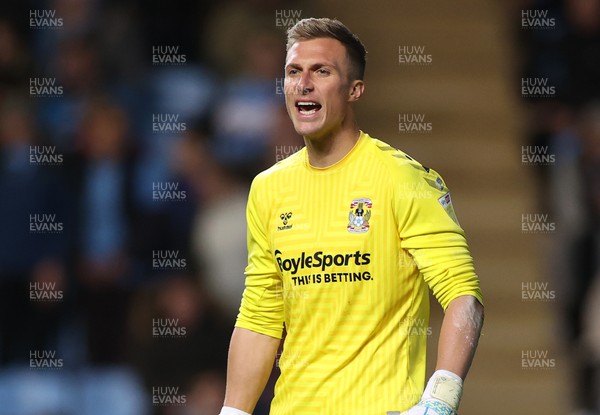 021121 - Coventry City v Swansea City - SkyBet Championship - Simon Moore of Coventry City