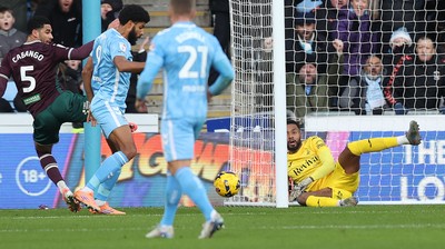 261225 - Coventry City v Swansea City - Sky Bet Championship - Goalkeeper Lawrence Vigouroux of Swansea makes a save in the 1st half