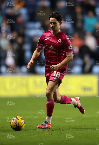 291223 - Coventry City v Swansea City - SkyBet Championship - Charlie Patino of Swansea City 