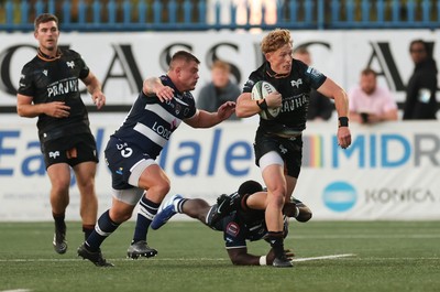 040926 - Coventry RFC v Ospreys, Pre-season Friendly - Harri Houston of Ospreys looks to break away