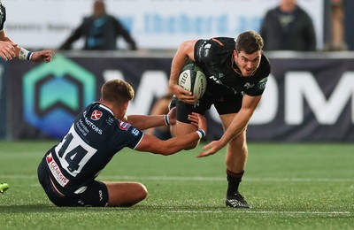 040926 - Coventry RFC v Ospreys, Pre-season Friendly - Lawson Creighton of Ospreys takes on Alex Garrett of Coventry