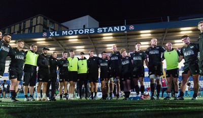 040926 - Coventry RFC v Ospreys, Pre-season Friendly - Ospreys players huddle up at the end of the match