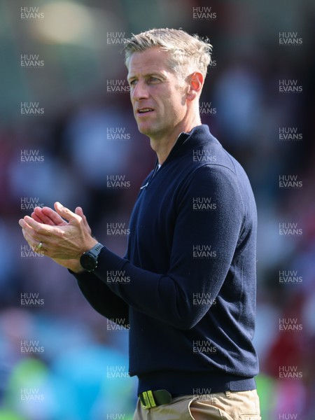 080825 - Crawley Town v Newport County, EFL Sky Bet League 2 - Newport County head coach David Hughes applauds the fans at the end of the match