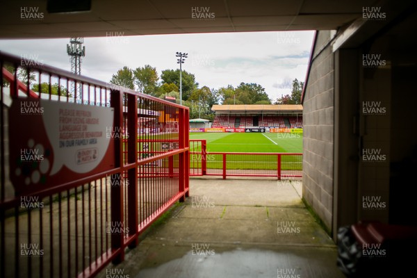 151022 - Crawley Town v Newport County - Sky Bet League 2 - Broadfield Stadium pictured