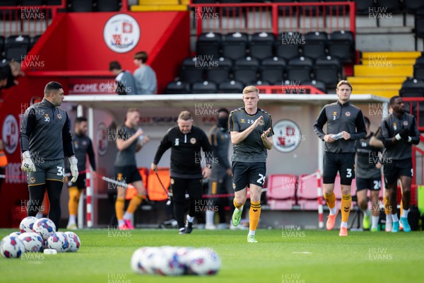 151022 - Crawley Town v Newport County - Sky Bet League 2 - Will Evans of Newport County warms up