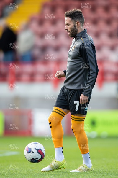 151022 - Crawley Town v Newport County - Sky Bet League 2 - Robbie Willmott of Newport County warms up