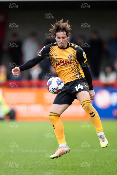 151022 - Crawley Town v Newport County - Sky Bet League 2 - Aaron James Lewis of Newport County controls the ball