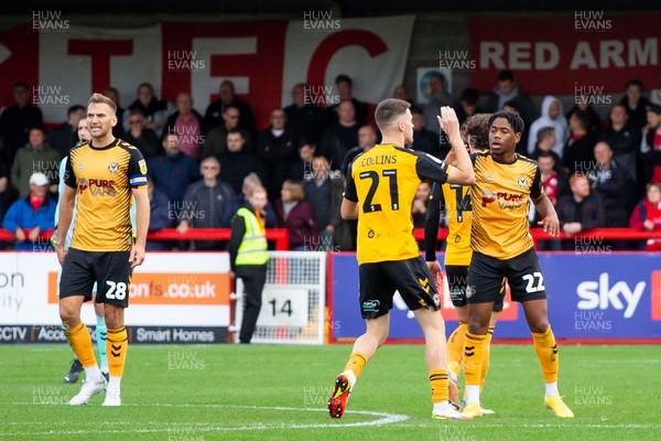 151022 - Crawley Town v Newport County - Sky Bet League 2 - Kevin Ellison of Newport County celebrates after scoring