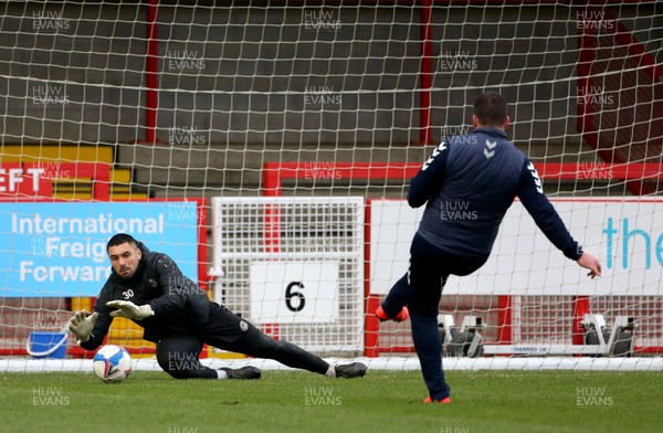 261220 - Crawley Town v Newport County - Sky Bet League 2 - Nick Townsend of Newport County warming up