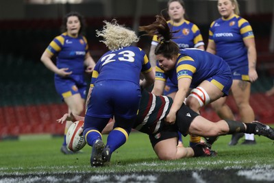 270424 - CRCC Clwb Rygbi Cymry Caerdydd v Old Penarthians RFC - WRU Women’s National Bowl Final - CRCC score a try