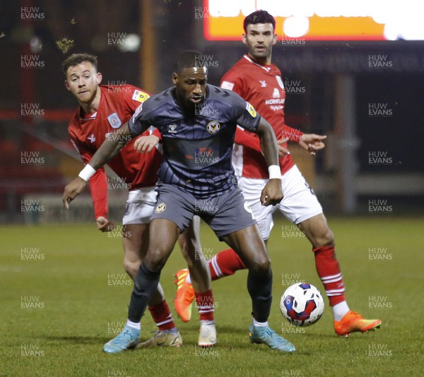 021222 - Crewe Alexandra v Newport County - Sky Bet League 2 - Omar Bogle of Newport County and Lachlan Brook of Crewe Alexandra and Conor Thomas of Crewe Alexandra