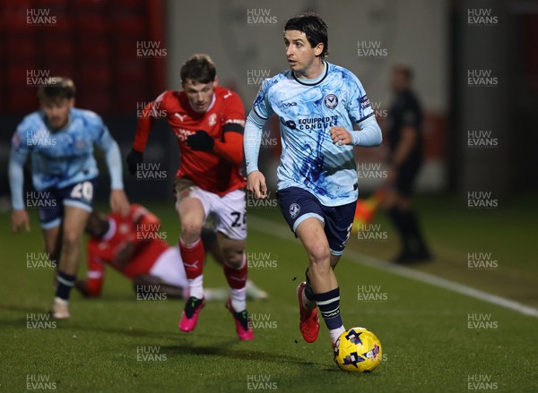 101225 - Crewe Alexandra v Newport County - Sky Bet League 2 - James Clarke of Newport runs away with the bal