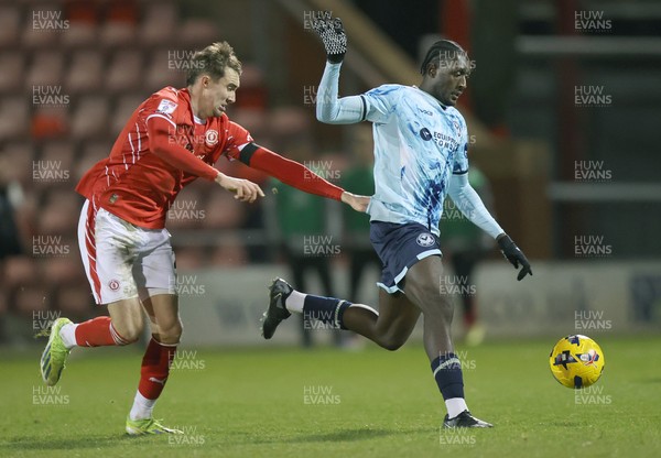 101225 - Crewe Alexandra v Newport County - Sky Bet League 2 - Nathan Opoku of Newport and Lewis Billington of Crewe 