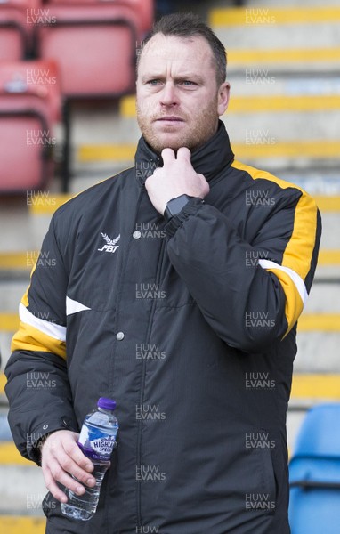 120119 - Crewe Alexandra v Newport County - Sky Bet League 2 - Newport County manager Michael Flynn ahead of  the game against Crewe Alexandra