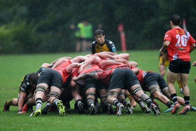 300825 - Cross Keys v Dragons RFC - Preseason Friendly - A scrum