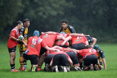 300825 - Cross Keys v Dragons RFC - Preseason Friendly - A scrum