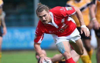 25.07.10.. Crusaders v Castleford Tigers, engage Super League -  Crusaders' Jarrod Sammut races in to score the winning try 