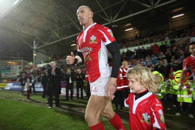 19.03.10 ... Crusaders v Catalans Dragons, engage Super League -  Crusaders' Gareth Thomas runs out for his debut 