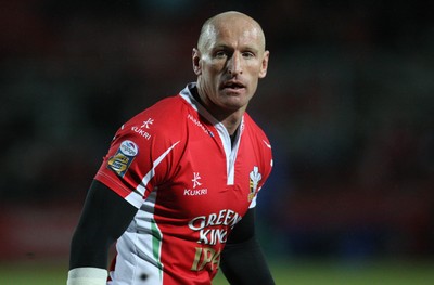 19.03.10 ... Crusaders v Catalans Dragons, engage Super League -  Crusaders' Gareth Thomas warmsup for his debut 