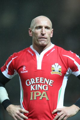 19.03.10 ... Crusaders v Catalans Dragons, engage Super League -  Crusaders' Gareth Thomas warmsup for his debut 