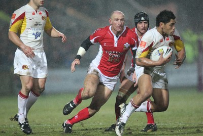 19.03.10 ... Crusaders v Catalans Dragons, engage Super League -  Crusaders' Gareth Thomas in action 