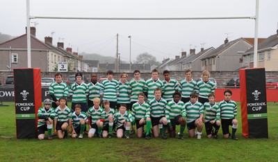 29.04.10 -  Cymer Rhondda Under 14 v Maesydderwen Under 14 - Powerade Schools Under 14 Final 2010 - Cymer Rhondda(Blues)/Maesydderwen(Green/White). 