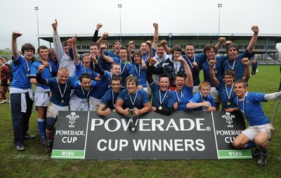 29.04.10 -  Cymer Rhondda Under 16 v Preseli Under 16 - Powerade Schools Under 16 Final 2010 - Cymer Rhondda(Blues)/Preseli(Purple). 