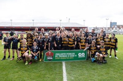 280426 - Cynon Valley v Neath, DC Thomas Bowl Final - The teams from Cynon Valley and Neath lift the trophy after drawing in the DC Thomas Bowl Final