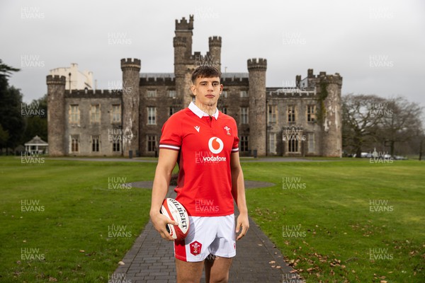 010224 - Picture shows Wales� Rugby Captain for the 2024 Guinness 6 Nations Dafydd Jenkins outside Hensol Castle as the team is announced for the first game against Scotland
