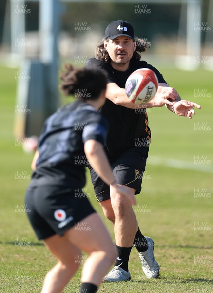 200325  Wales Women Rugby Training - Wales Women defence coach Dan Murphy during training ahead of the opening match of the Women’s 6 Nations against Scotland