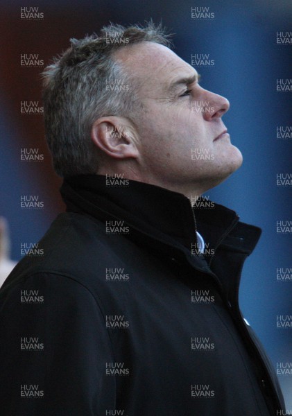 08.12.07 - Cardiff City v Colchester United, Coca Cola Championship -  Cardiff City's manager Dave Jones 