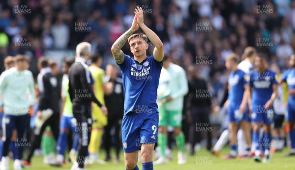 070522 - Derby County v Cardiff City - Sky Bet Championship - Goalscorer Jordan Hugill of Cardiff applauds the fans at the end of the match