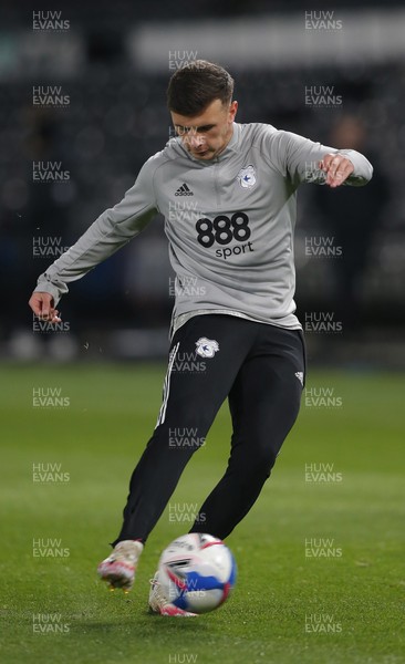 281020 - Derby County v Cardiff City - Sky Bet Championship - Mark Harris of Cardiff warming up