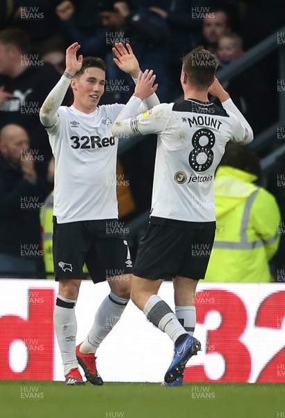 011218 - Derby County v Swansea City - SkyBet Championship - Harry Wilson celebrates scoring a goal with Mason Mount of Derby