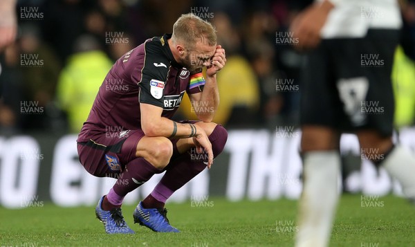 011218 - Derby County v Swansea City - SkyBet Championship - Dejected Mike van der Hoorn of Swansea City at full time