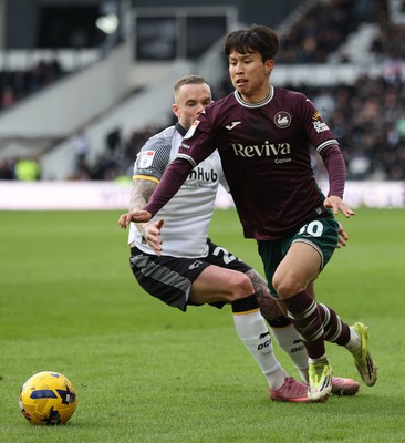 140226 - Derby County v Swansea City - Sky Bet Championship - Eom Ji-sung of Swansea and Joe Ward of Derby