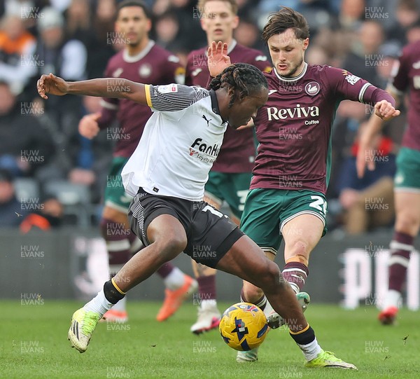 140226 - Derby County v Swansea City - Sky Bet Championship - Liam Cullen of Swansea and David Ozoh of Derby