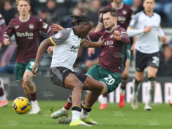 140226 - Derby County v Swansea City - Sky Bet Championship - Liam Cullen of Swansea and David Ozoh of Derby