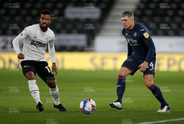 161220 - Derby County v Swansea City - SkyBet Championship - Jake Bidwell of Swansea City and Nathan Byrne of Derby County