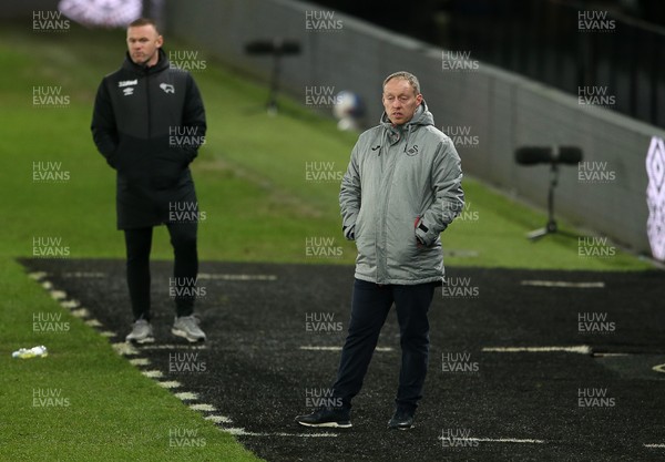 161220 - Derby County v Swansea City - SkyBet Championship - Derby County Manager Wayne Rooney and Swansea City Manager Steve Cooper