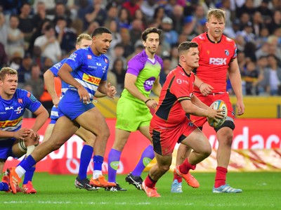 160525 - DHL Stormers v Cardiff Rugby - United Rugby Championship - Callum Sheedy of Cardiff