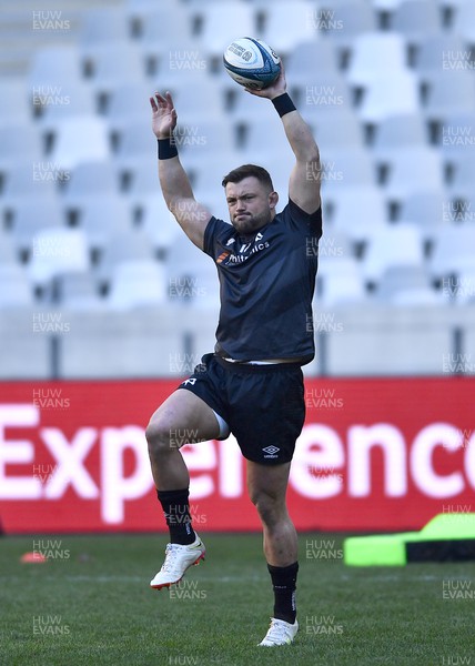 020422 - DHL Stormers v Ospreys - United Rugby Championship - Players warm up