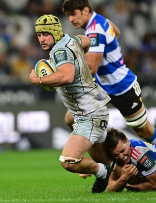 031025 - DHL Stormers v Ospreys, United Rugby Championship - Harri Deaves of the Ospreys charges forward