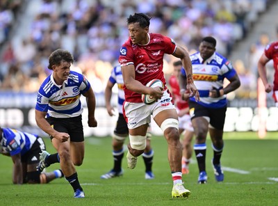 241026 - DHL Stormers v Scarlets - United Rugby Championship Quarter Final - Sam Lousi of the Scarlets