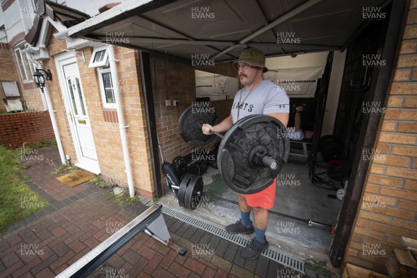 280420 -  Dillon Lewis training at home in Pontypridd in his garage with housemate James Grainger during Coronavius COVID-19 pandemic lockdown
