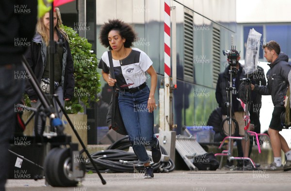 240616 - Doctor Who Filming -Pearl Mackie filming for series 10 of Doctor Who 